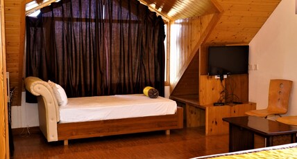 Hotel Chail Retreat-A Boutique Resort Room Type - Attic Room Hotel Chail Retreat-A Boutique Resort Room Type - Attic Room