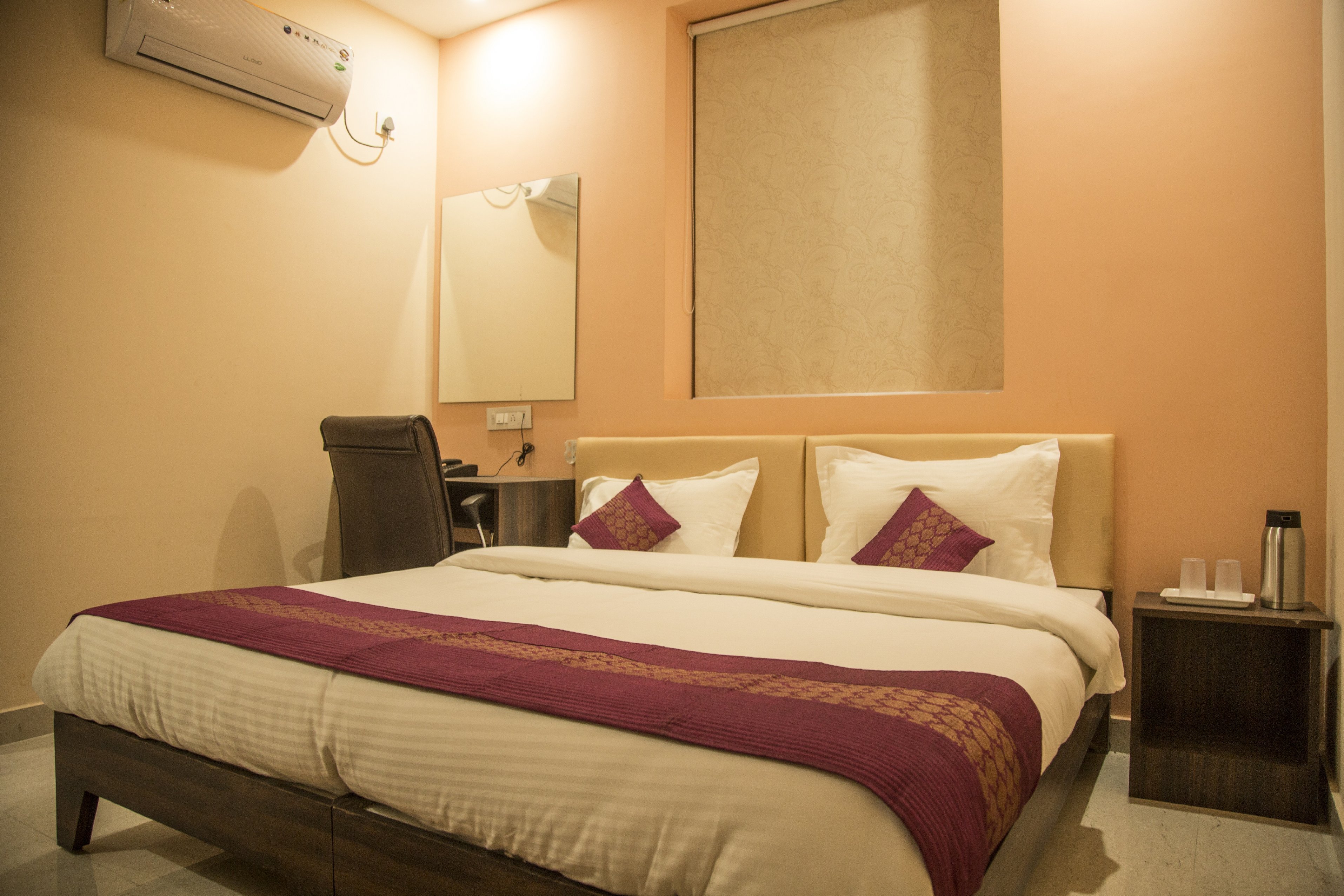 Hotel Atithi Inn Room Type - Deluxe Room