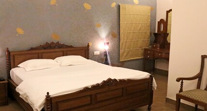 vijaigarh kothi Room Type - MAHARAJA ROOM