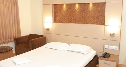 Hotel sakthi priya Room Type - DOUBLE AC ROOMS
