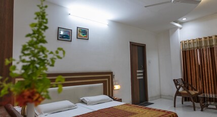MPT Tapti Retreat, Burhanpur (1 KM from Bus Stand) Room Type - AC Deluxe