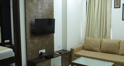 Hotel Sawamani and Restaurant Room Type - Suite Room