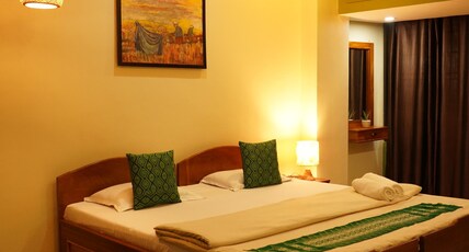 Nirvana Guest House Room Type - Deluxe Double Room