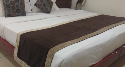 Hotel Lingaraj Bhubaneswar Room Type - Deluxe AC