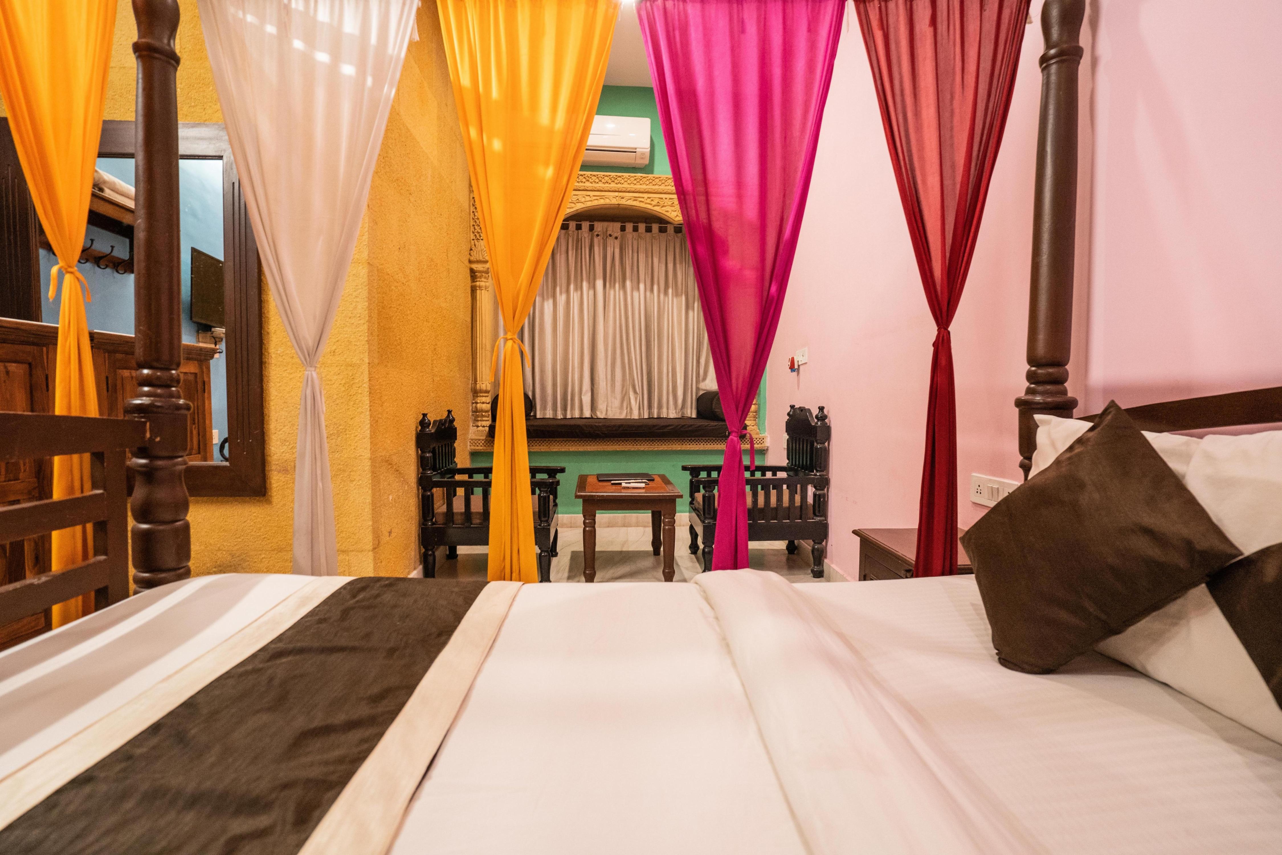 Hotel Royal Villa Jaisalmer - Tap to explore photos