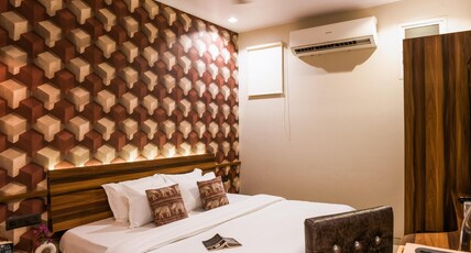 Zostel Mumbai Room Type - Private Suite
