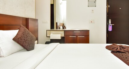 Mazus Inn Room Type - Deluxe Room Non Ac