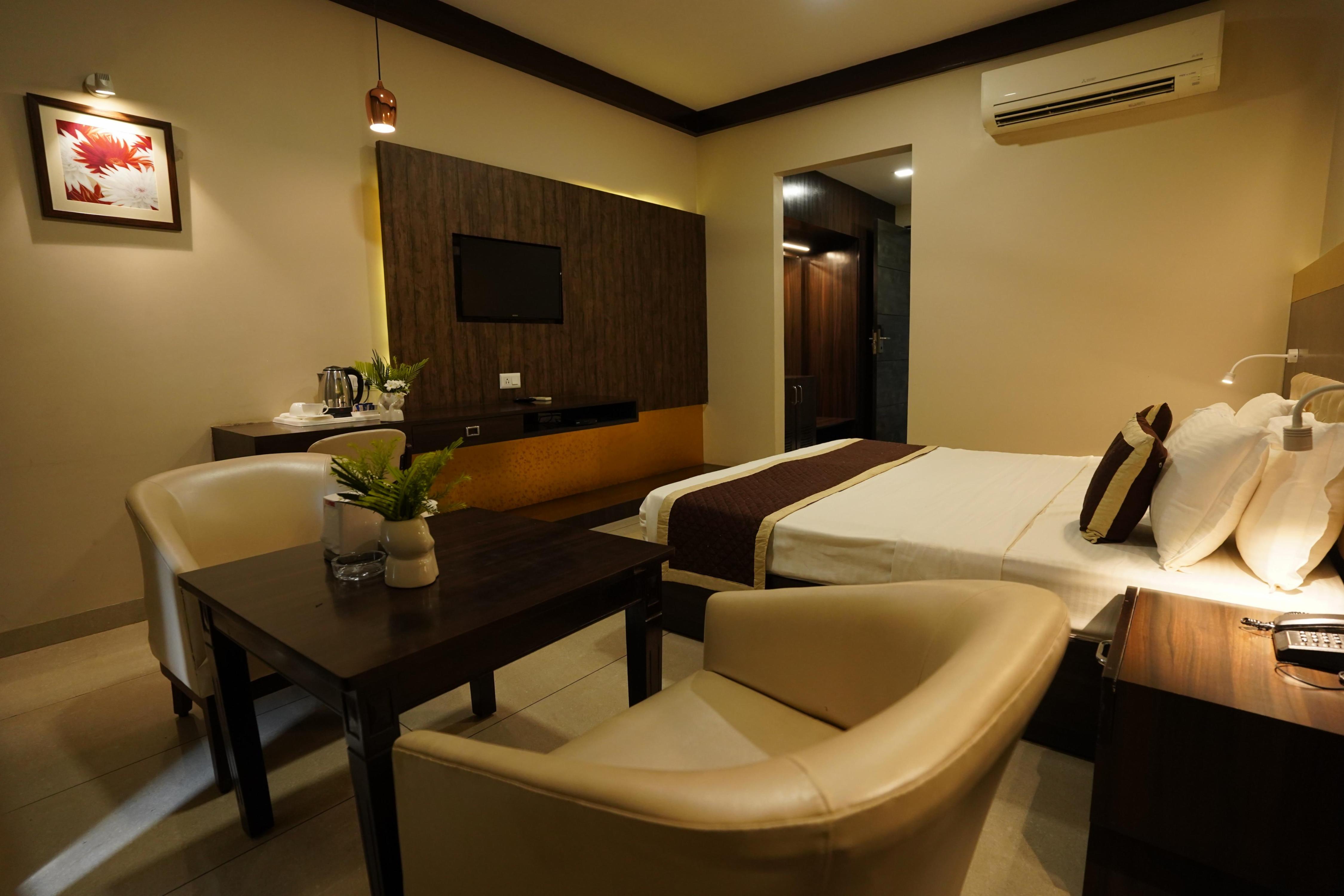 Hotel Highway Prince Room Type - Deluxe Room