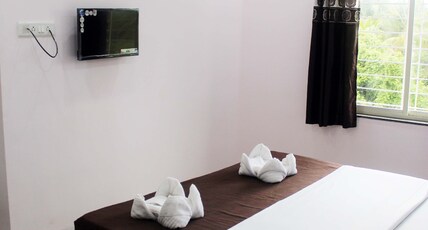 Neelisha River Front Inn Kankavli Room Type - Deluxe A.C. Room