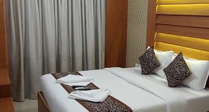 Sand Silver Business Hotel Room Type - Classic Standard Ac Room