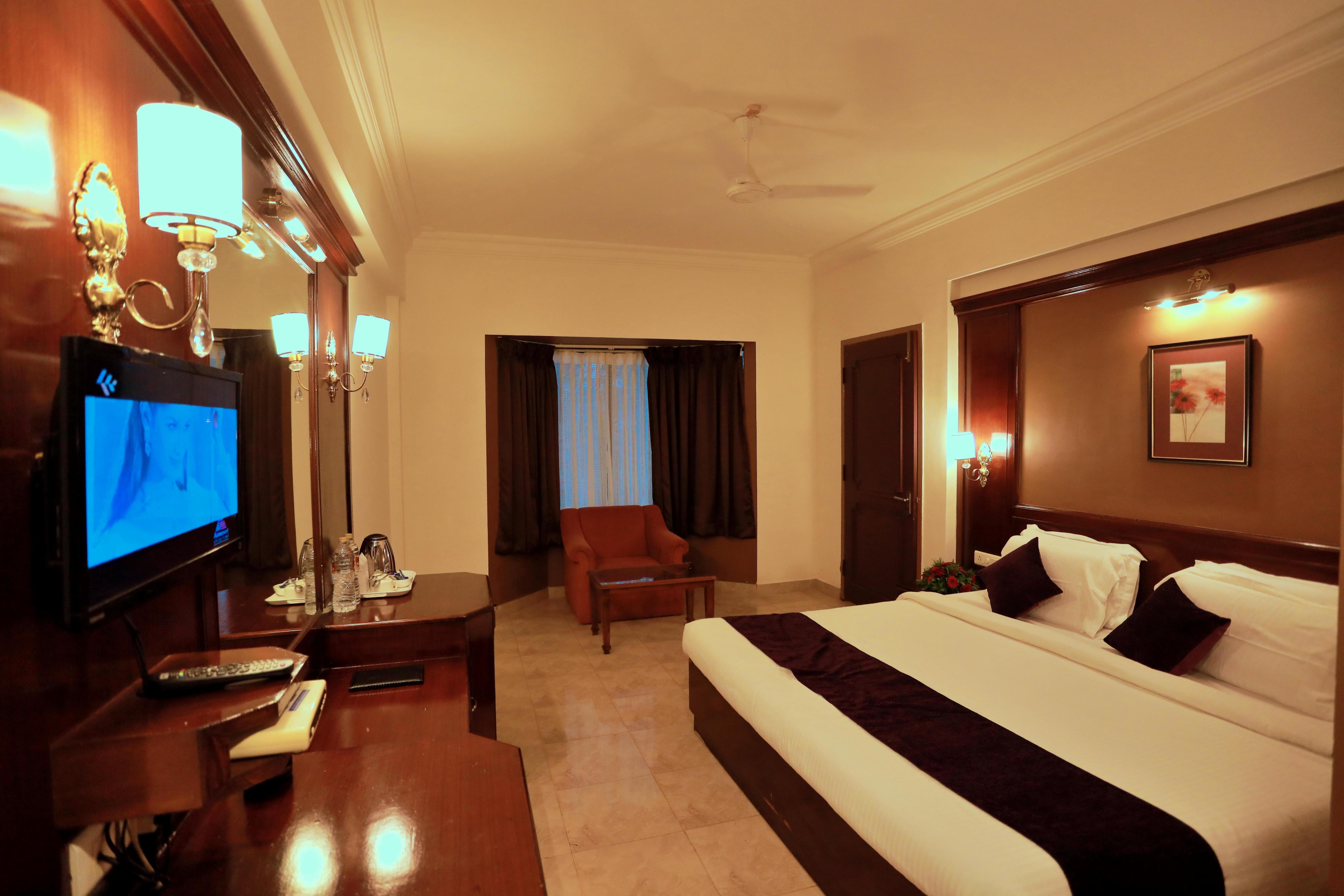 Hotel Edassery Mansion , Ernakulam - Tap to explore photos