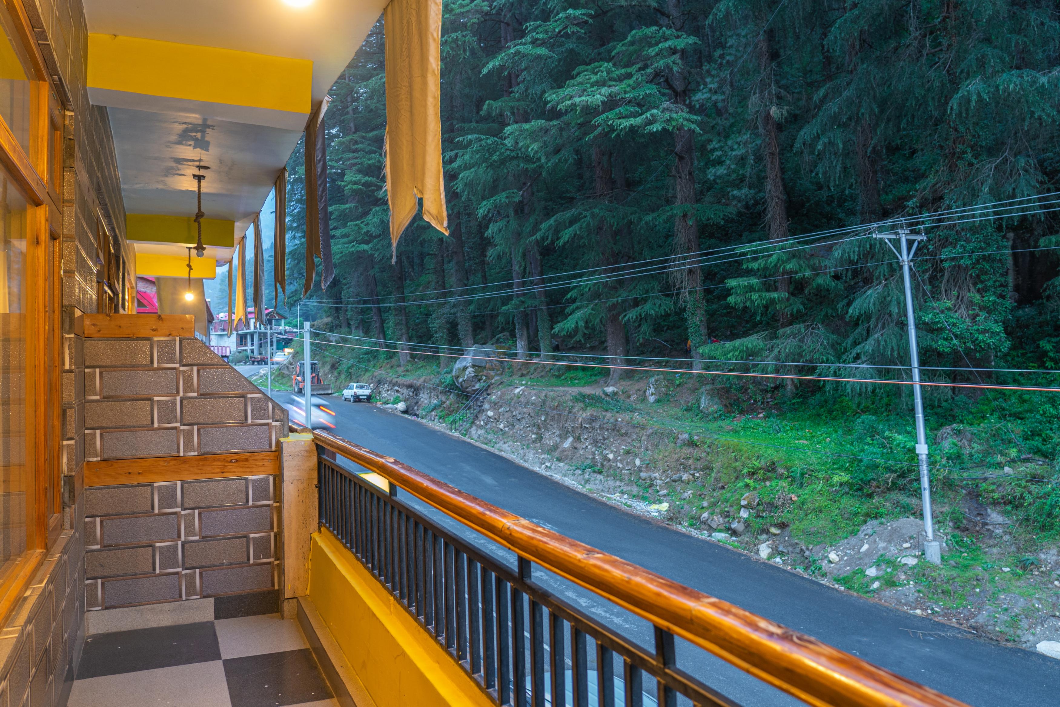 Whoopers Hostel | Rooms & Dorms - Tap to explore photos