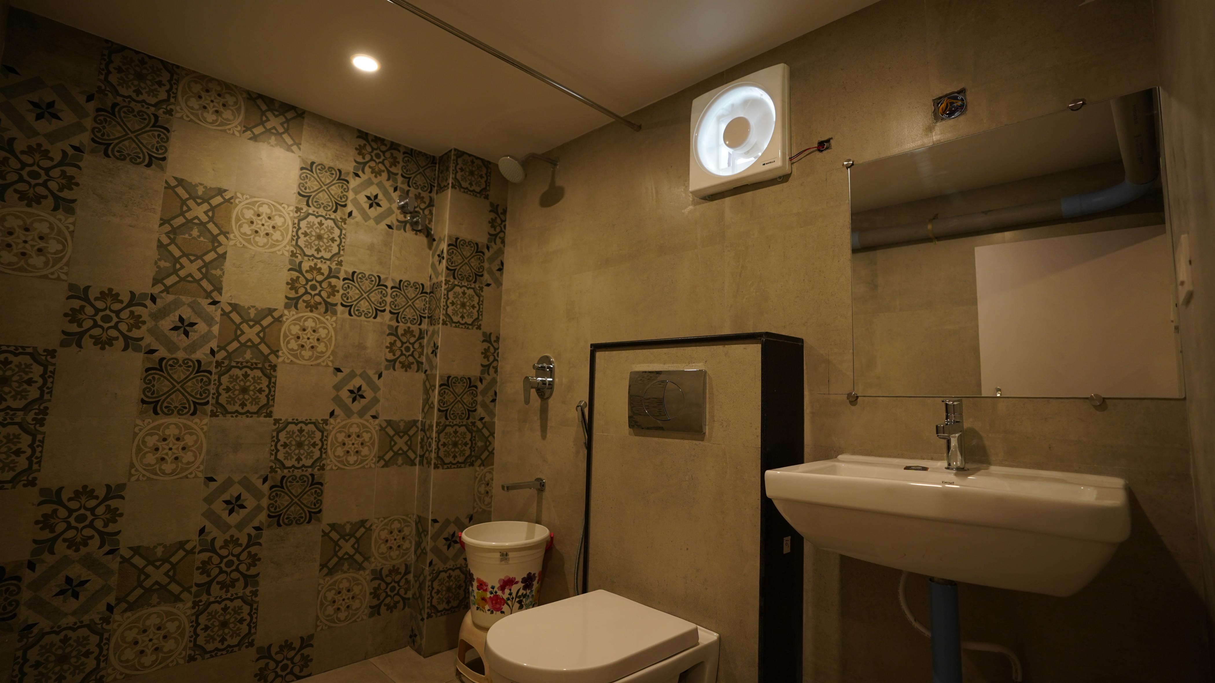 Hotel Vaigai - Tap to explore photos