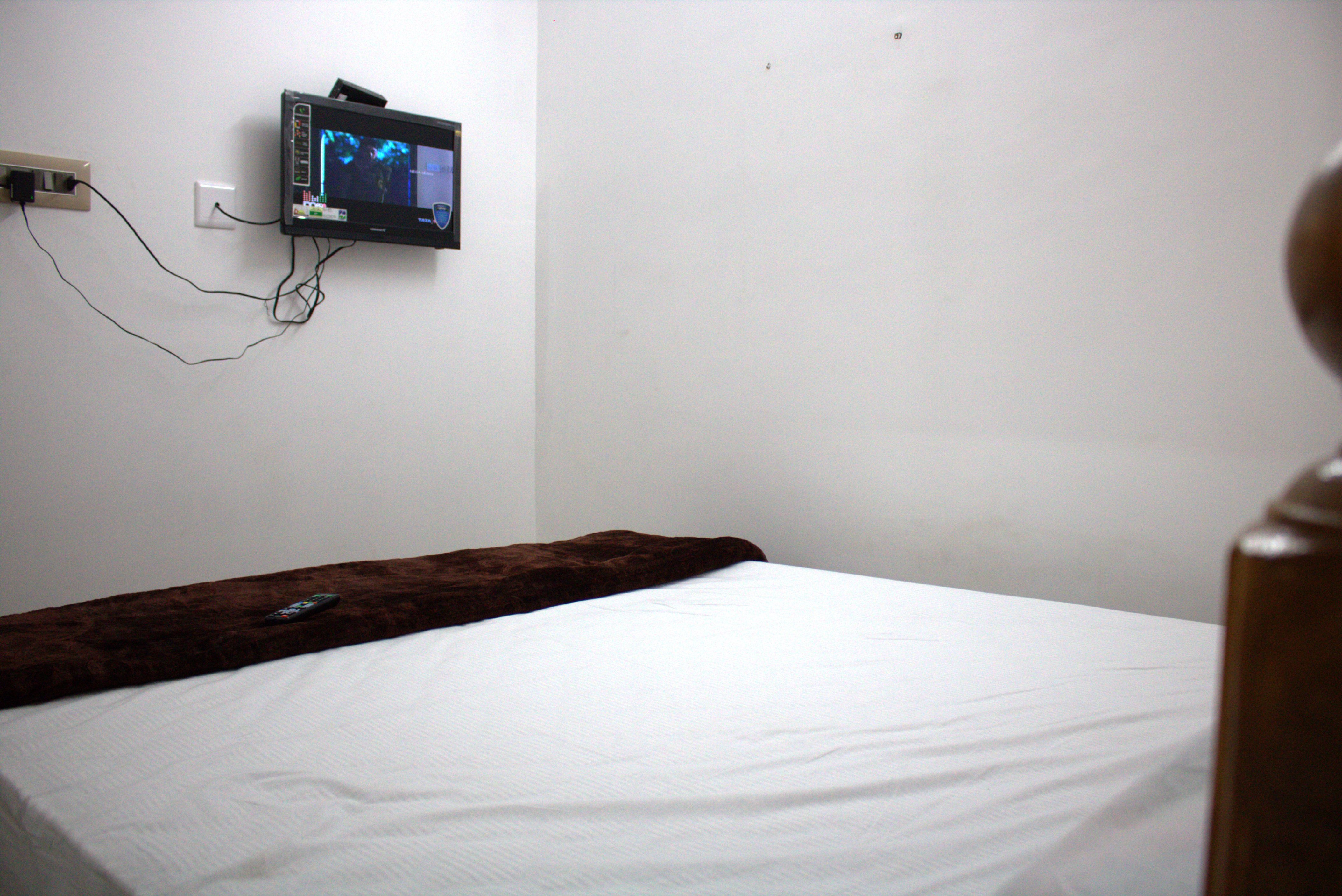 Haleema's Residency - Tap to explore photos
