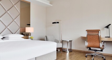 Courtyard by Marriott Madurai Room Type - Junior Suite, 1 King