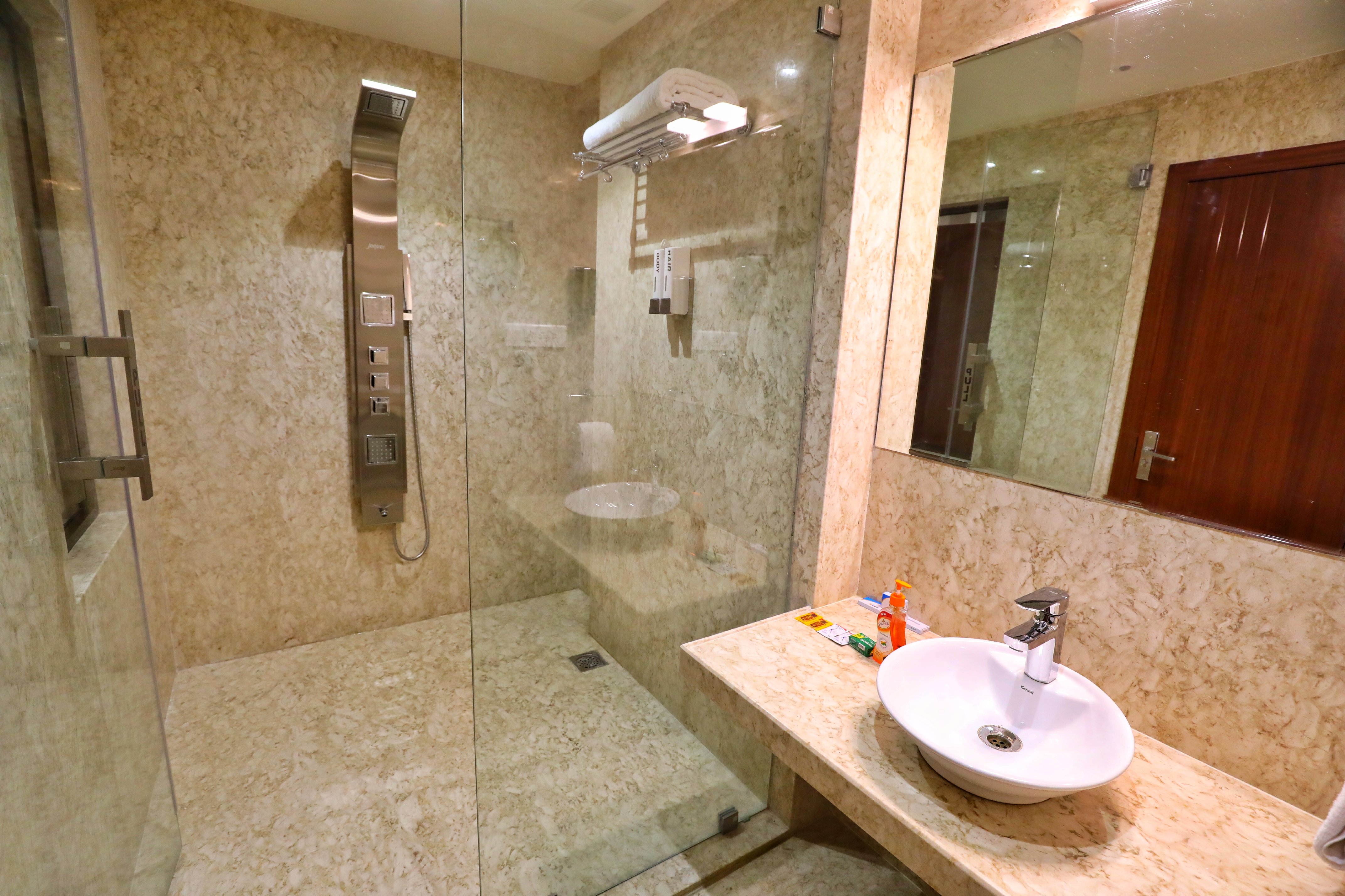 Hotel Suvarnam Pride - Tap to explore photos