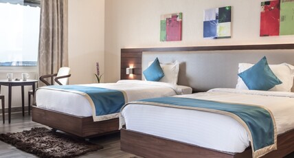 M Crown Hotel Shillong Room Type - Deluxe Room