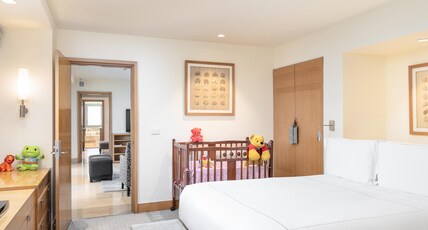 Taj Wellington Mews, Mumbai Room Type - Two Bedroom Apartment City View King Bed Taj Wellington Mews, Mumbai Room Type - Two Bedroom Apartment City View King Bed