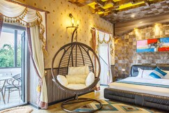 Royal Empire Boutique