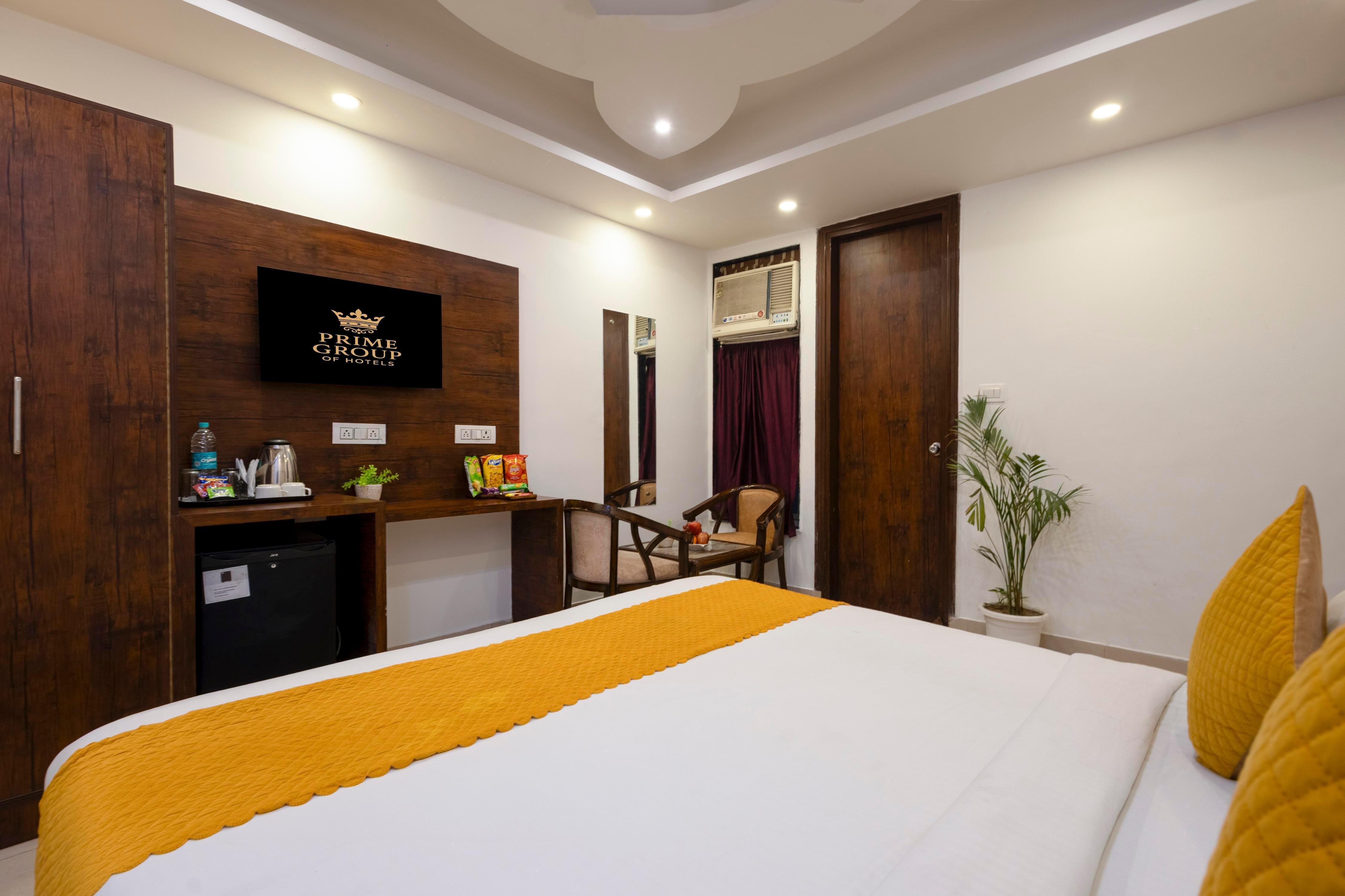 Hotel Tej Palace near Delhi IGI Airport - Tap to explore photos