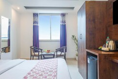 Address of Hotel Tej Palace near Delhi IGI Airport