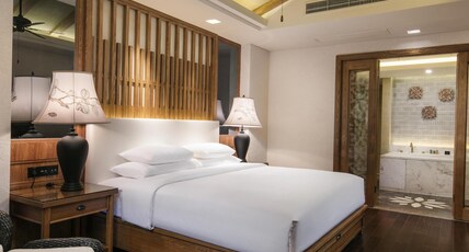 Hilton Sanqingshan Resort Room Type - KING ONE BEDROOM SUITE