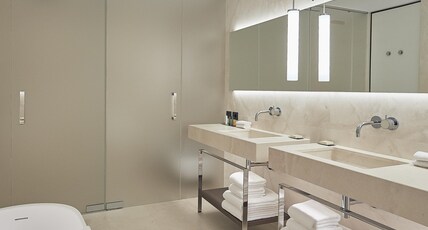 Hilton Lake Como Room Type - FAMILY JUNIOR SUITE