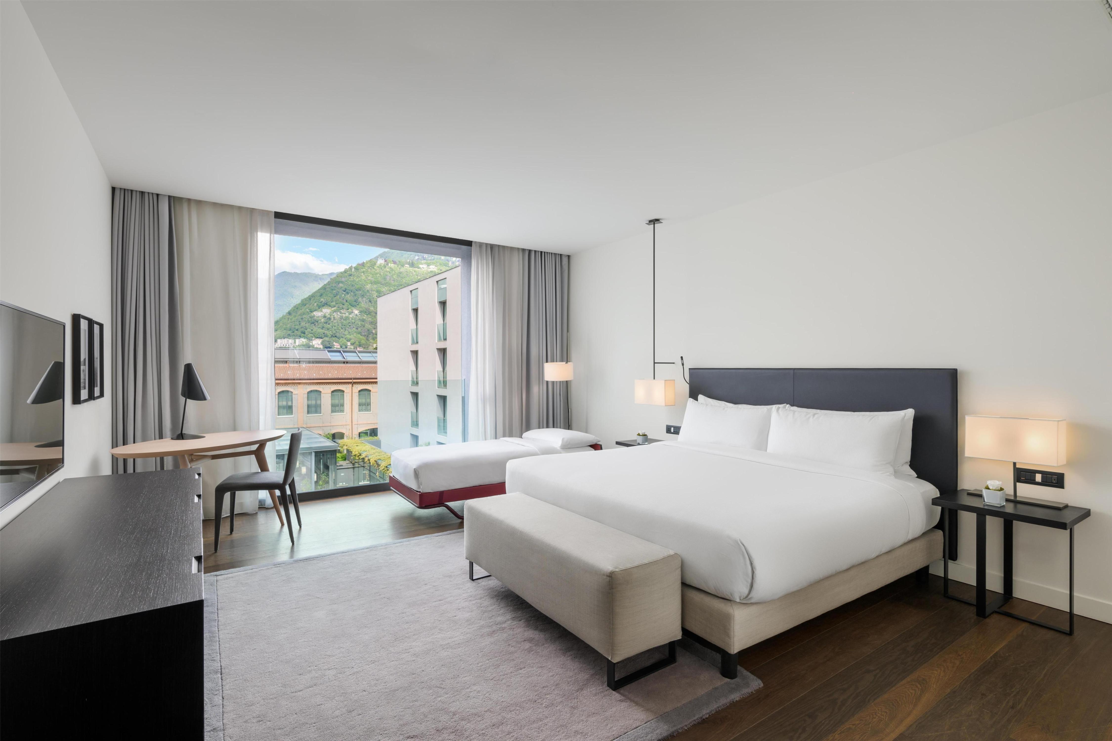 Hilton Lake Como Room Type - KING FAMILY GUEST ROOM