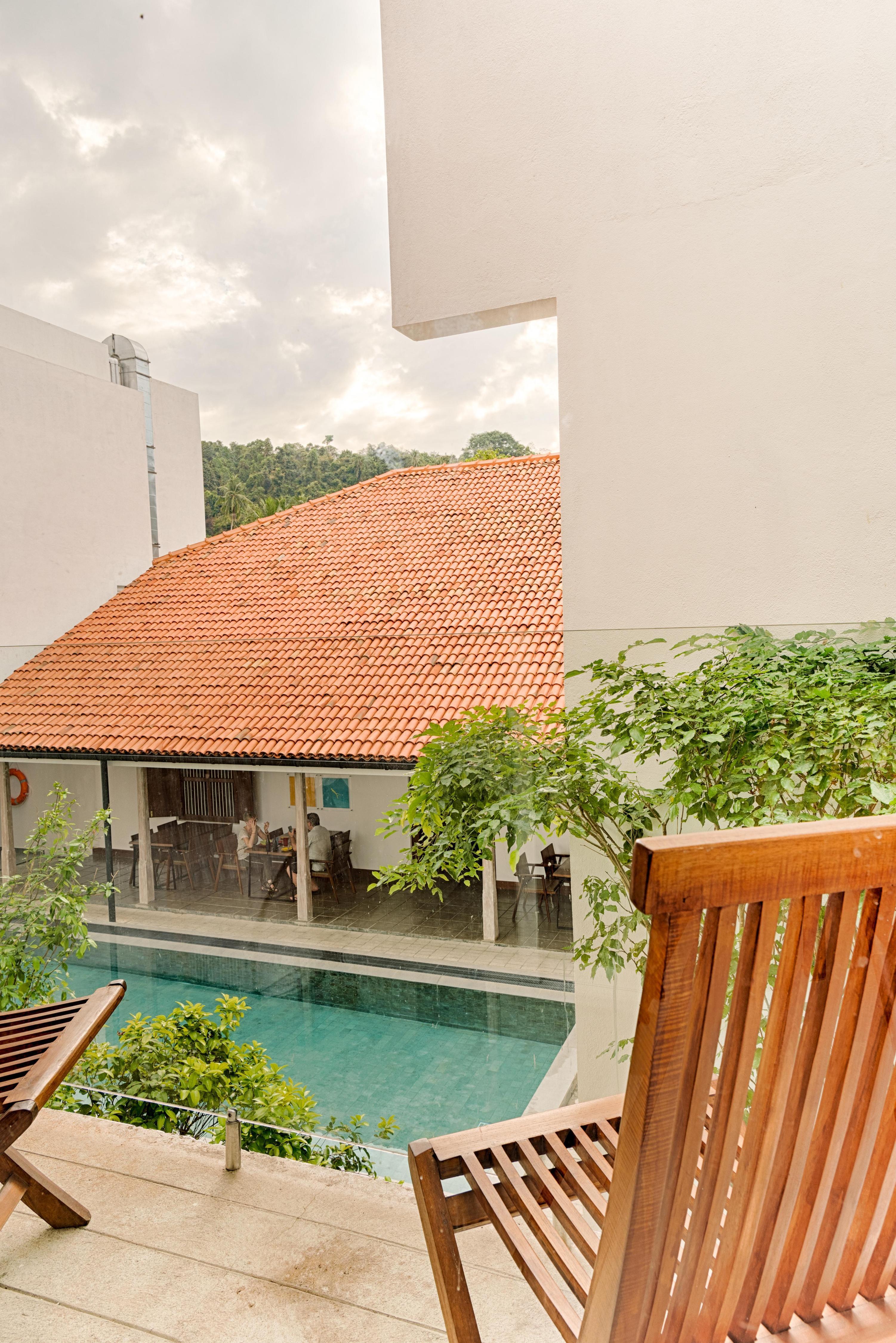 Hotel J Unawatuna - Tap to explore photos