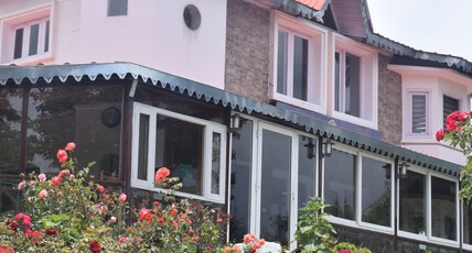 Heaven Inn | Nature Blossom Room Type - Standard Room ( Ground Floor)