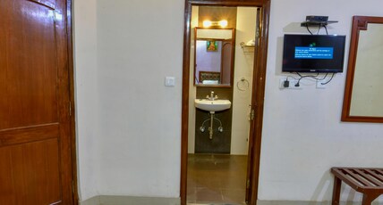 BODHI RESIDENCY Room Type - Family Suite 2 Interconnected Room with Private Lounge with 2 Bathroom