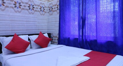 Kolkata HCN Guest House Room Type - AC SAVER ROOM