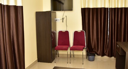 Kola Paradise Hotel Room Type - Standard Non AC Room