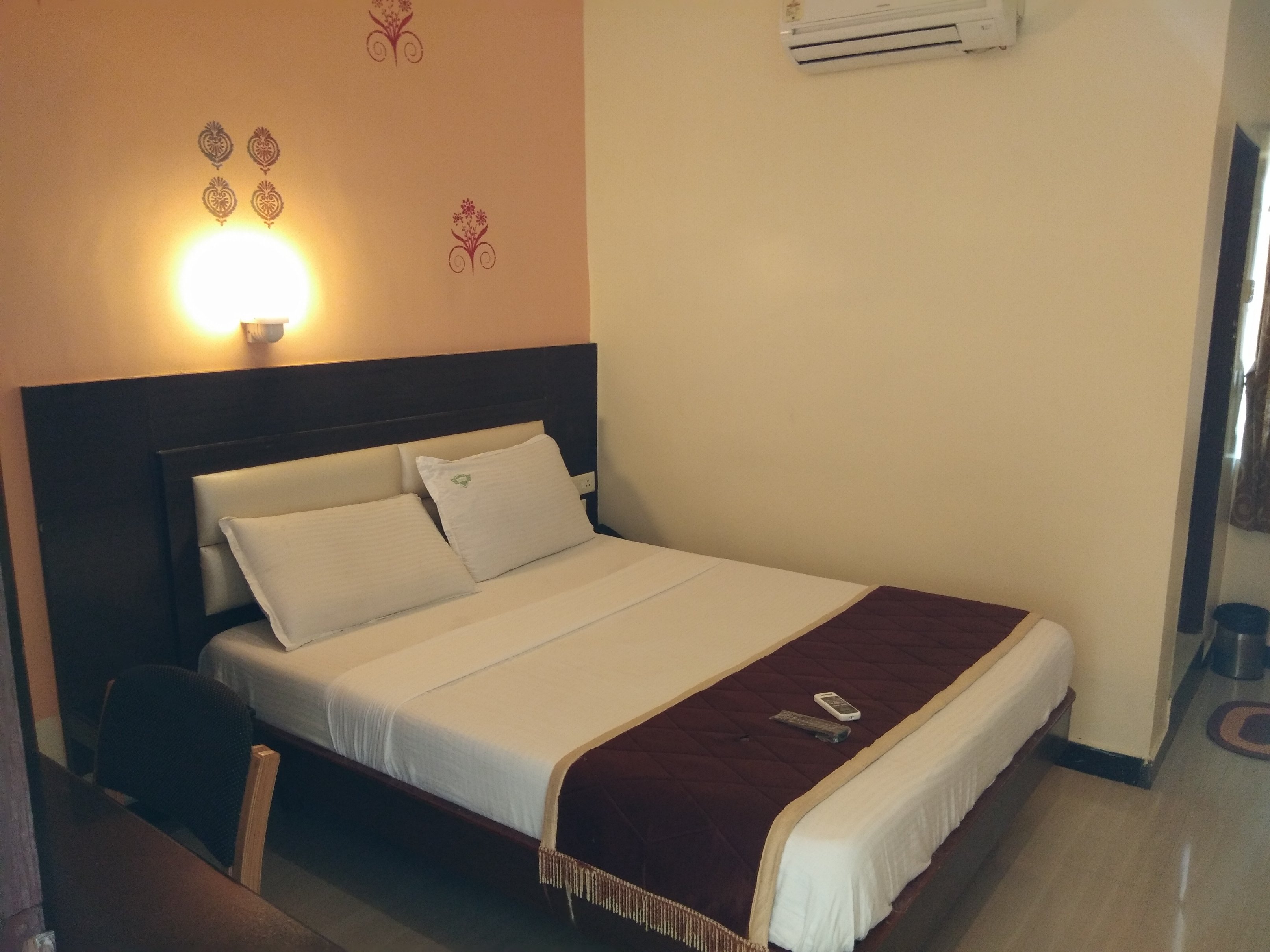 SRC Residency  Room Type - STANDARD ROOM AC