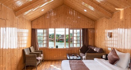 Hotel Grand Boulevard - Dal Lake View Room Type - Executive Room