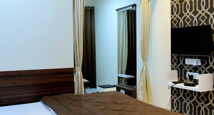 Pushpak Room Type - Standard  Non AC Room