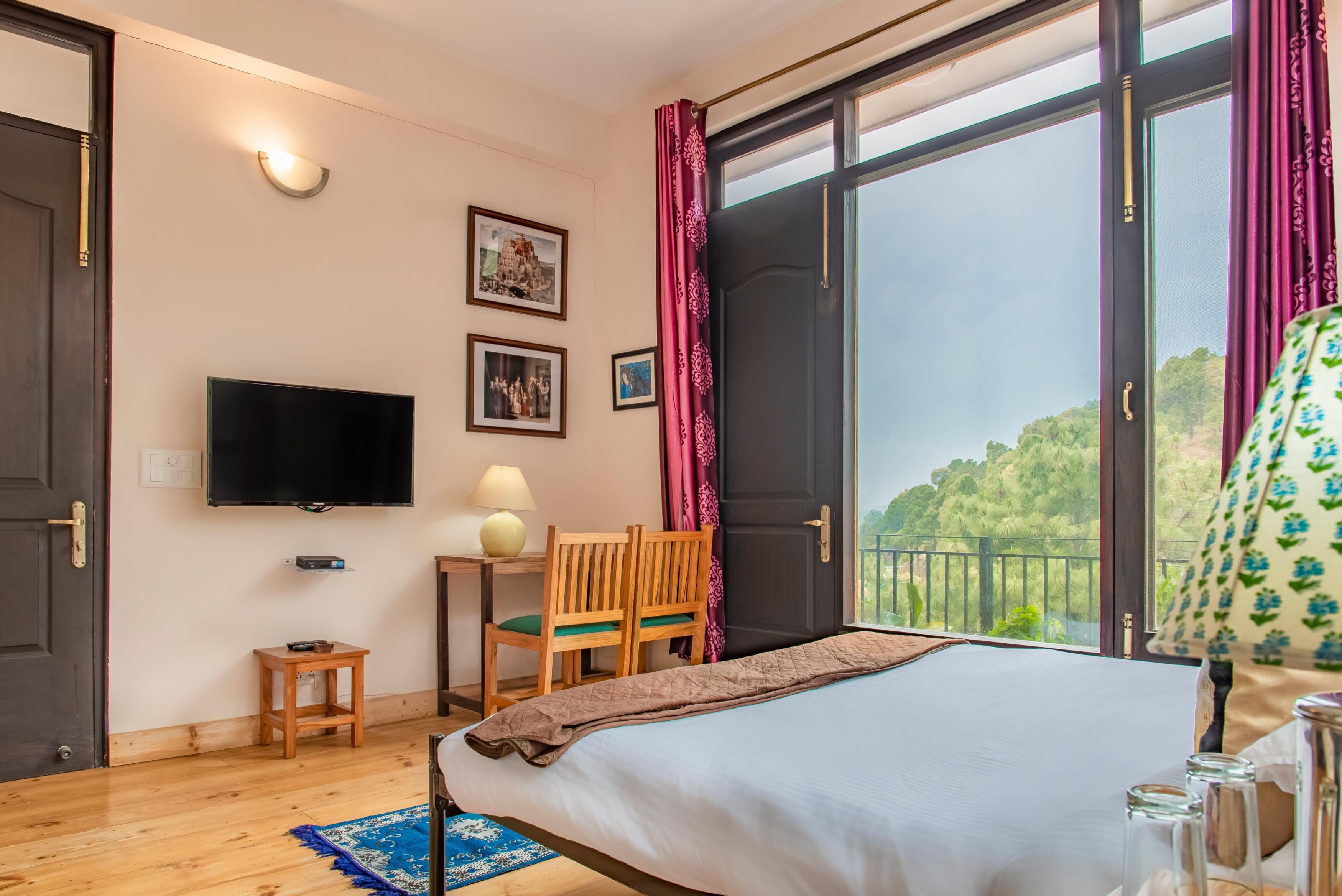 TravelINNspired Kasaulis Bottom Villa - Tap to explore photos