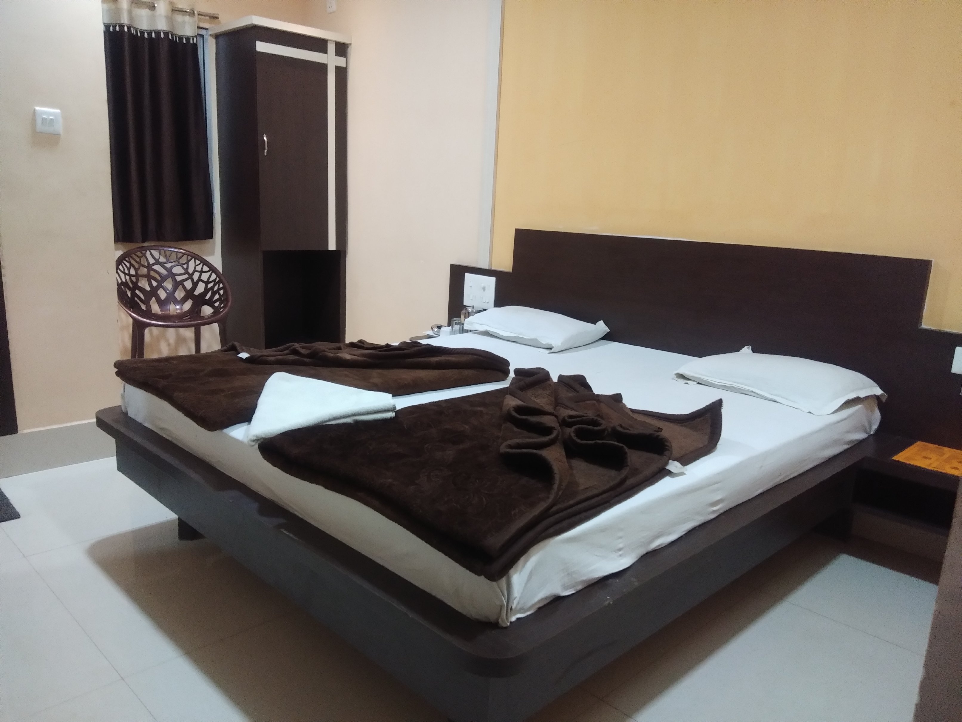 Hotel Rajdoot Room Type - Standard AC
