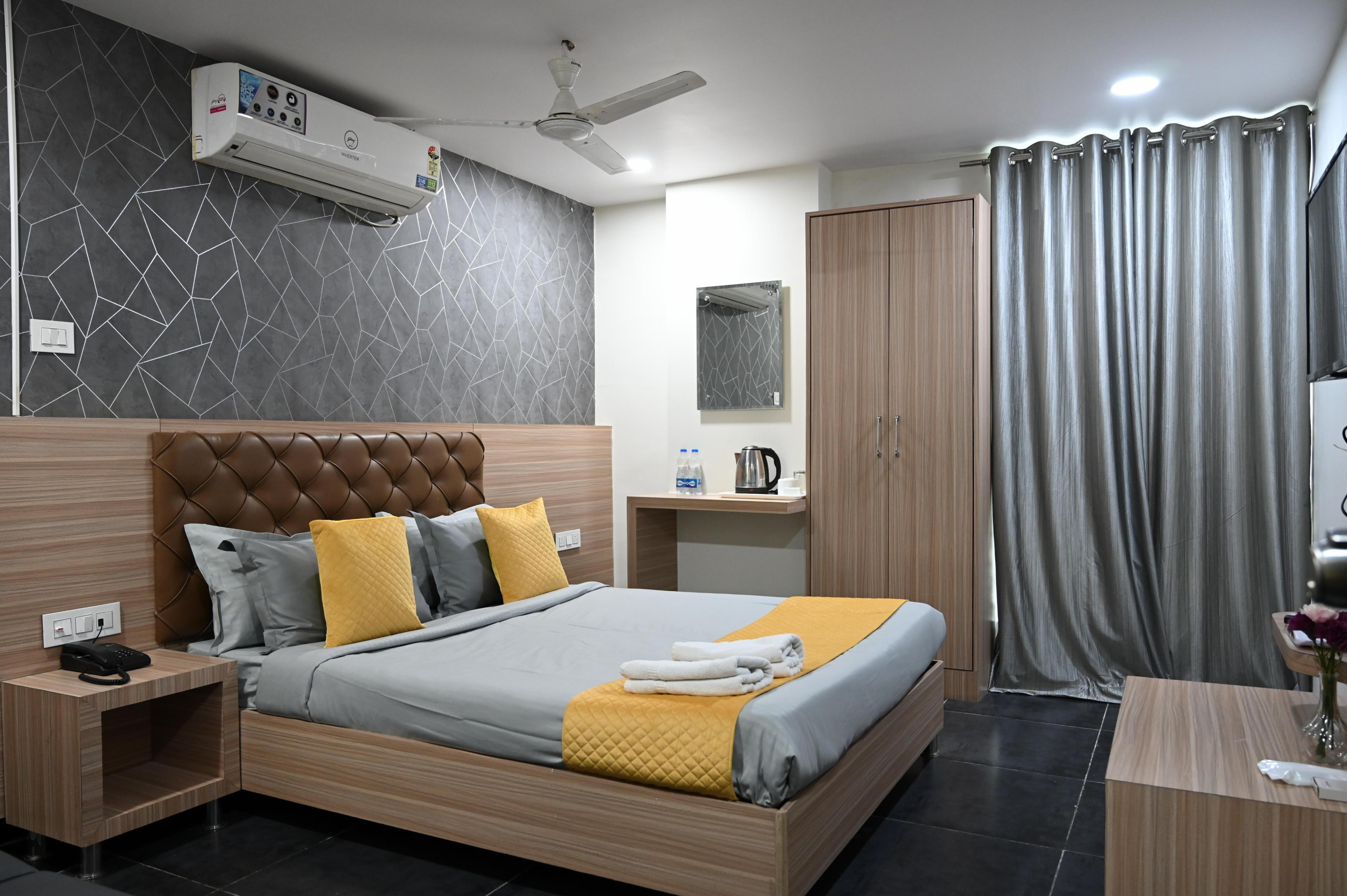 Supraja Cyber View Hotel Hitech City Room Type - Deluxe Room