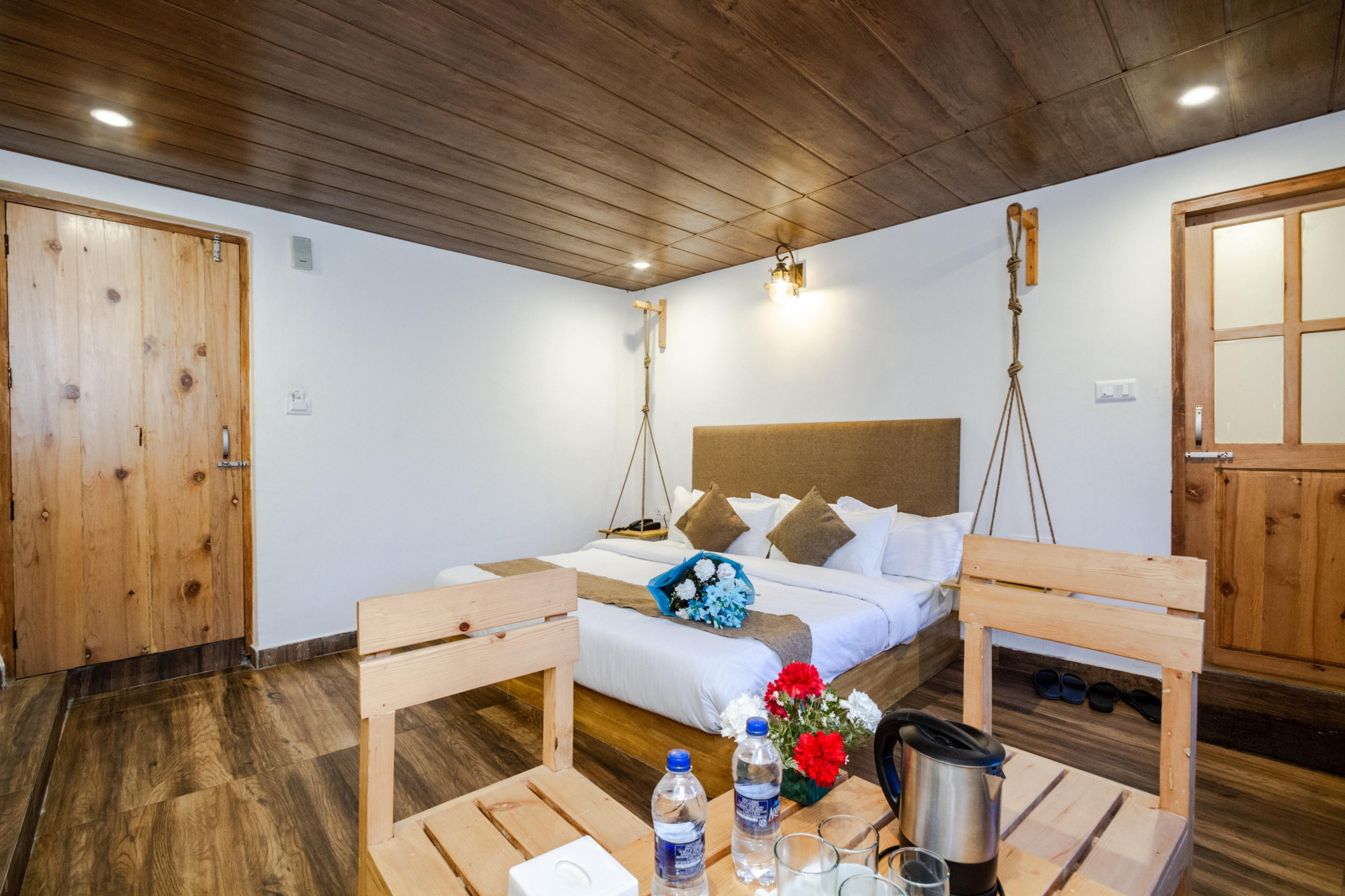 Winterfell The Stay - Tap to explore photos