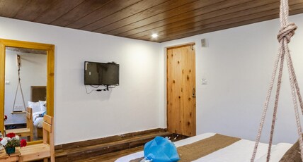 Winterfell The Stay Room Type - STANDARD ROOM WITH BALCONY