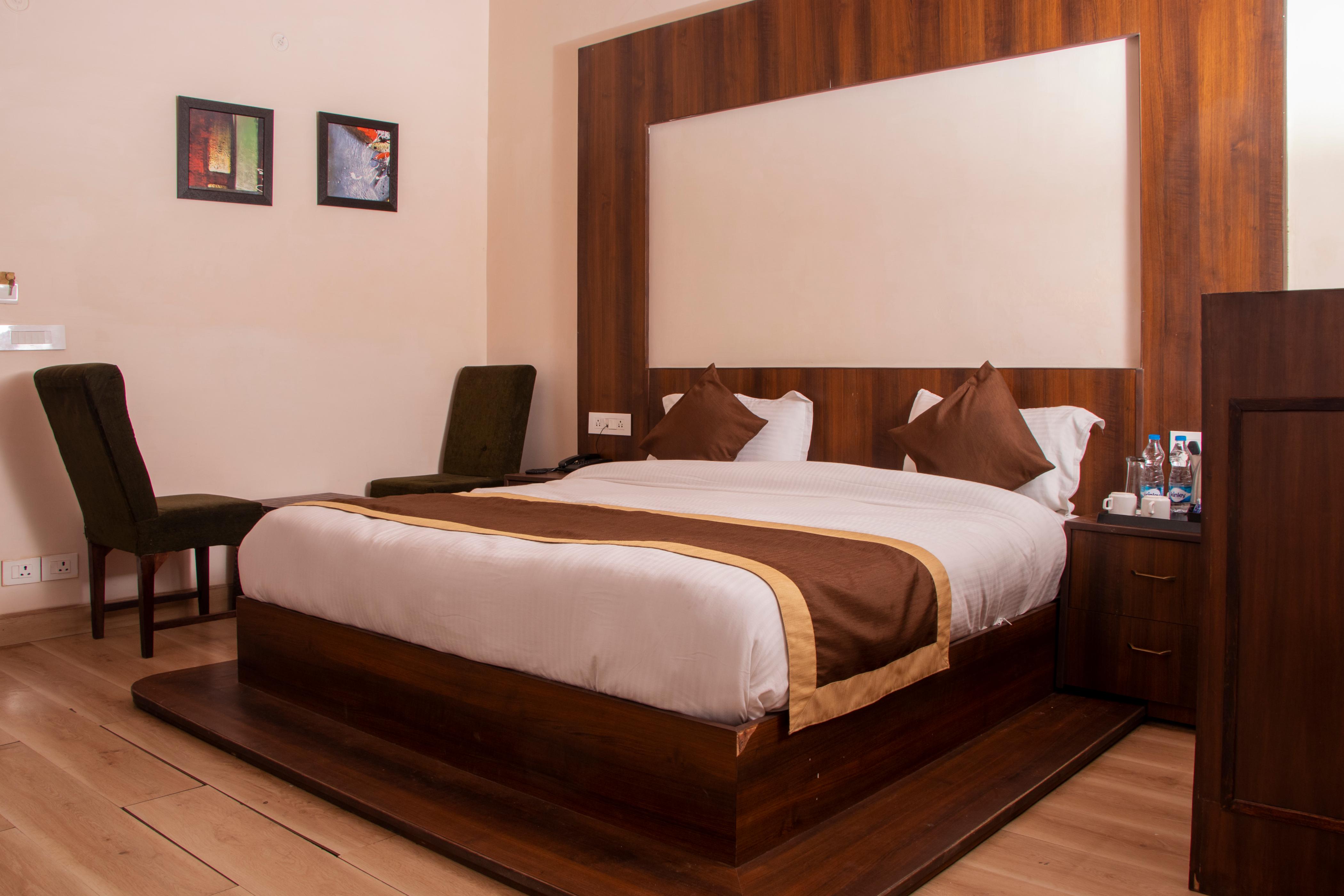 La Niwasa By Vatsam Hotels & Resorts(In House parking) - Tap to explore photos