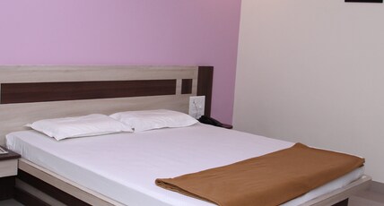 Krishna Palace Room Type - Super Deluxe Room Non Ac