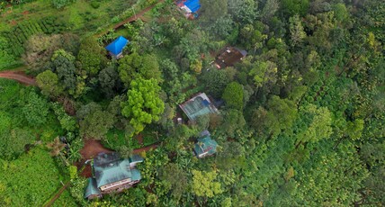 Munnar Home Stay Teadrops Plantation Villa Room Type - Budjet Gardenview Room