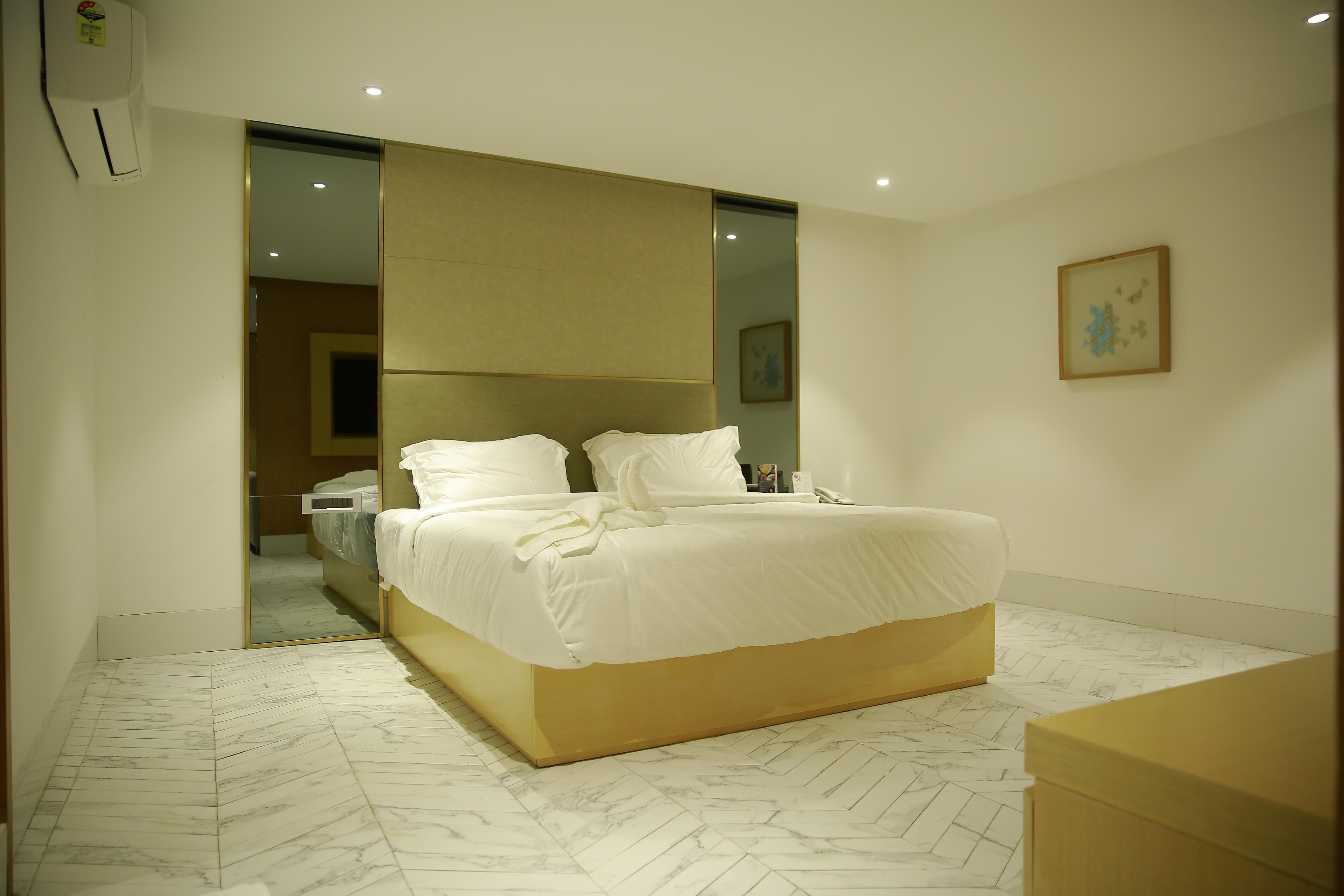 Hotel Alanati, Kompally - Tap to explore photos