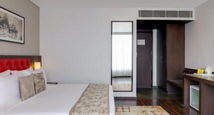 Lemon Tree Hotel Hubli Room Type - Deluxe Room