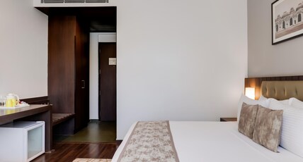 Lemon Tree Hotel Hubli Room Type - Superior King Room