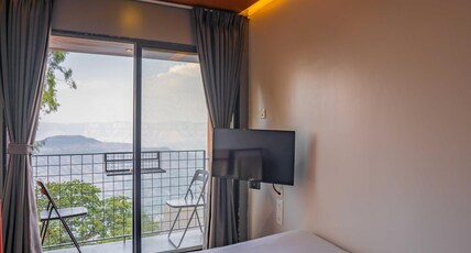 Zostel Plus Panchgani Room Type - Deluxe Private Container Room (Mountain View)