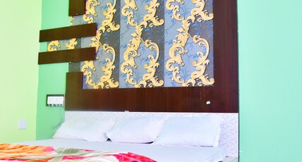 Hotel Royal Palace Room Type - Non AC Standard