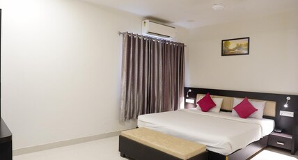 Hotel Suryansh Room Type - Deluxe Room